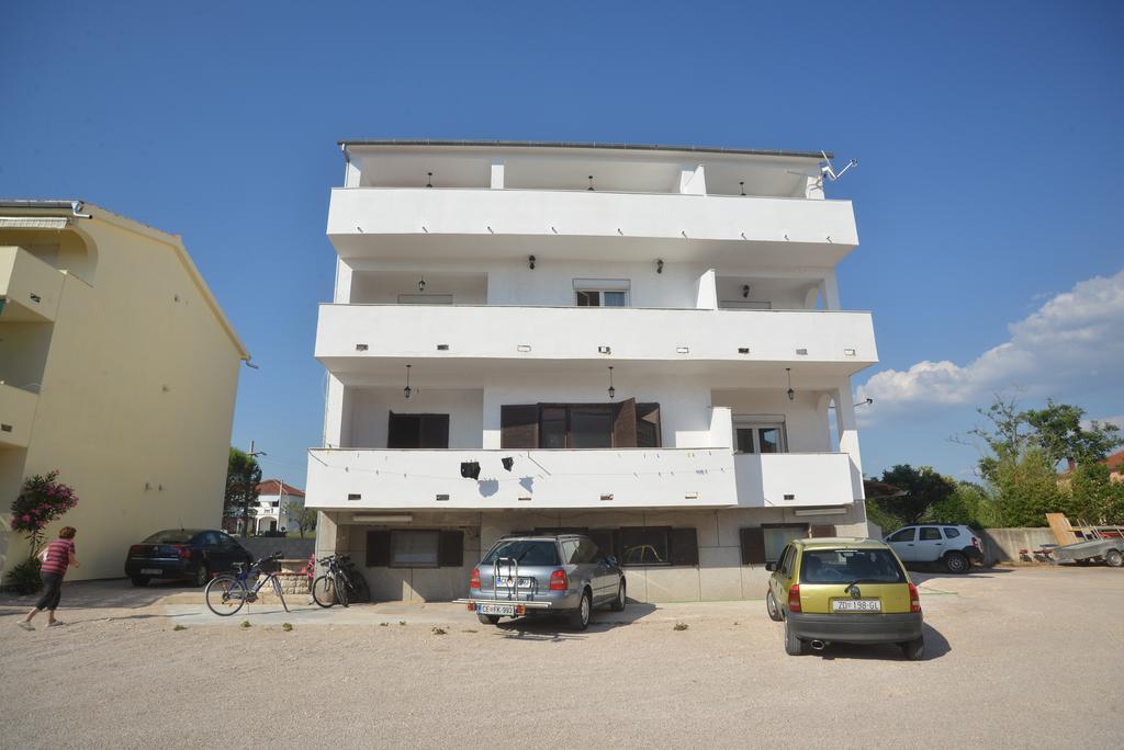 Apartments Citrus Turanj Esterno foto