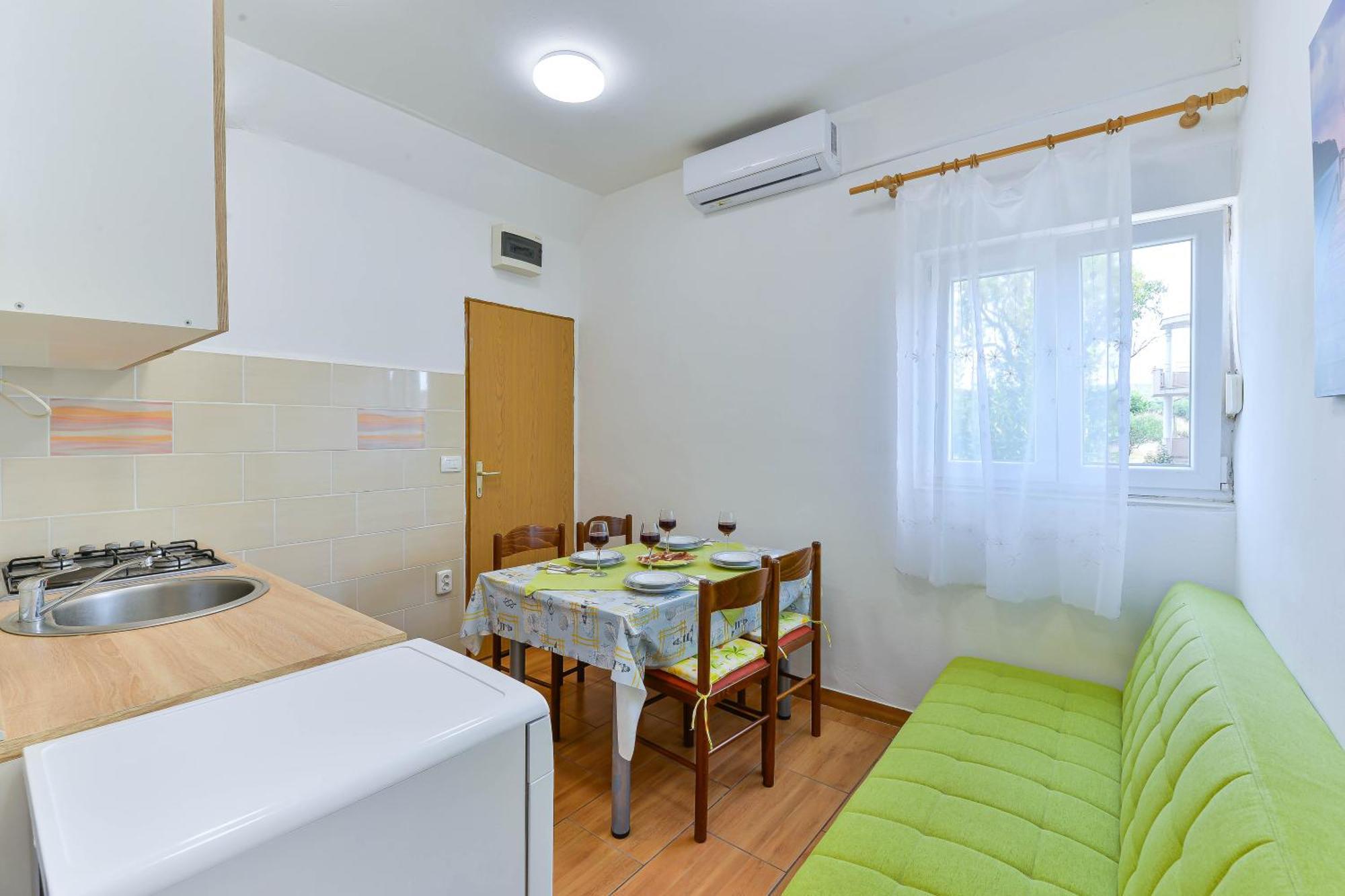 Apartments Citrus Turanj Esterno foto