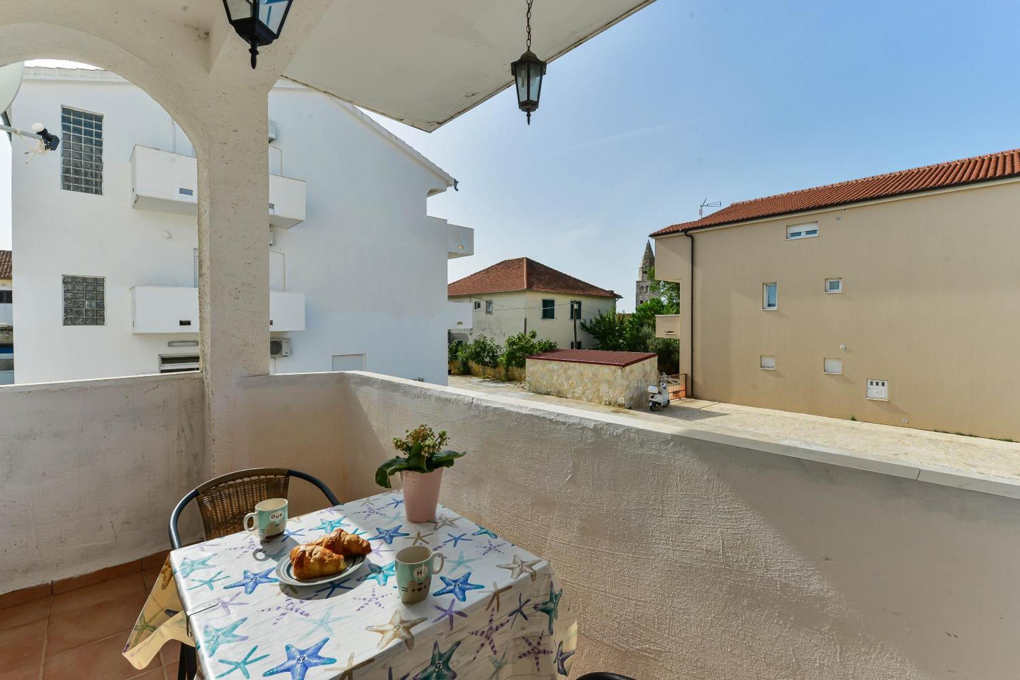 Apartments Citrus Turanj Esterno foto